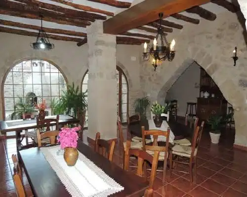 Las Bodegas Del Gilo - Valdealgorfa