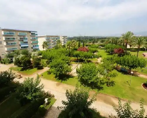Los Juncos De Pineda Park - La Pineda