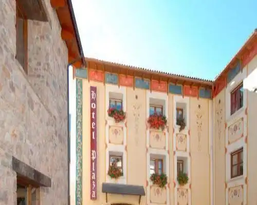 Hotel Plaza - Castejón de Sos