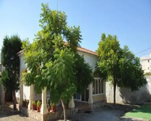 The House - Casas Devesa