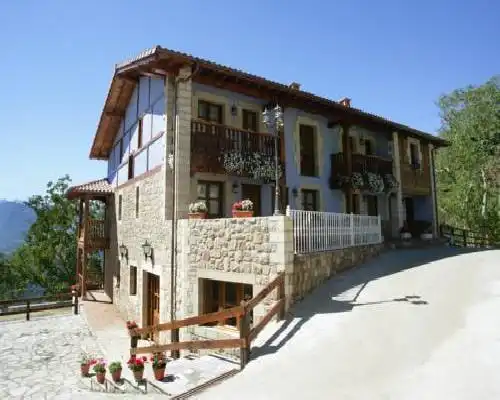 Viviendas Rurales Peña Sagra - Cahecho