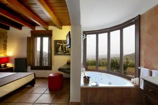 Hoteles en Alicante con jacuzzi en la habitación